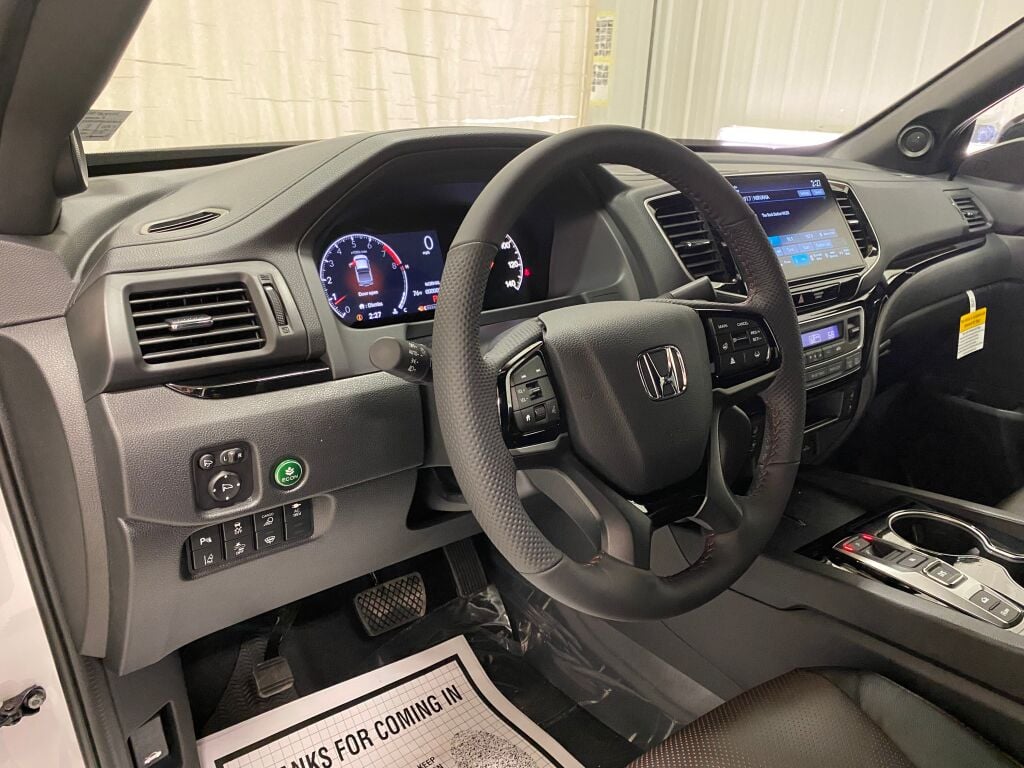 2026 Honda Ridgeline Black Edition PLATINUM WHITE at Honda North