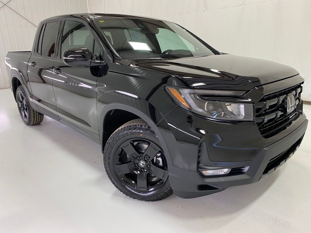 2026 Honda Ridgeline Black Edition CRYSTAL BLACK at Honda North