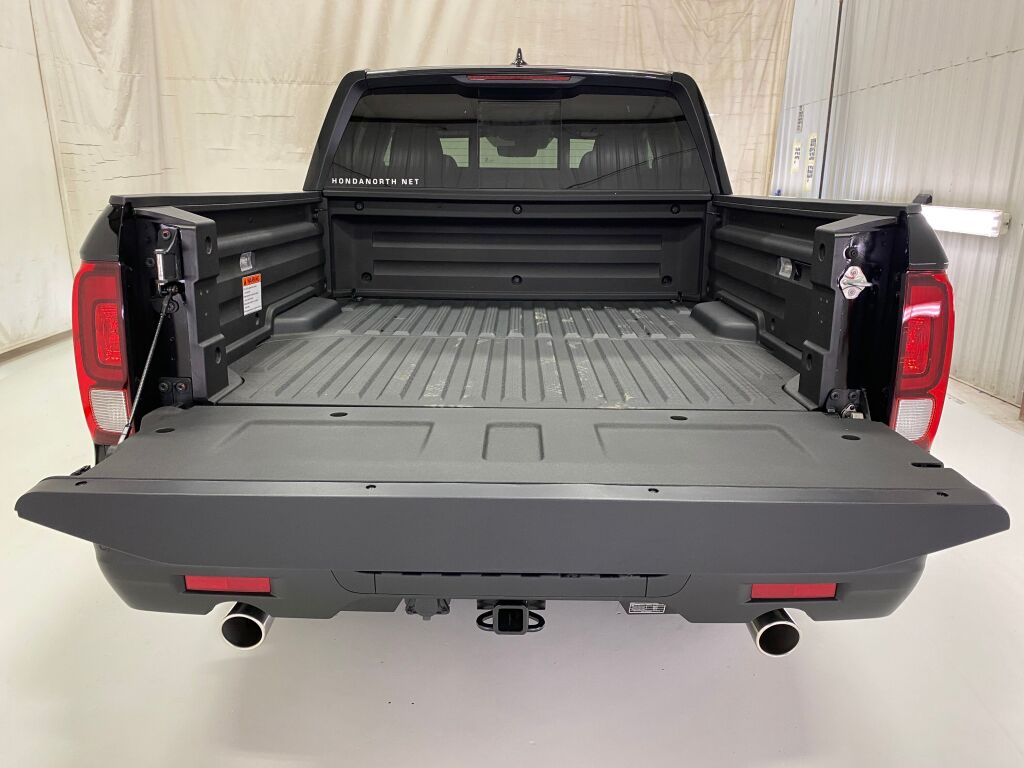 2026 Honda Ridgeline Black Edition CRYSTAL BLACK at Honda North