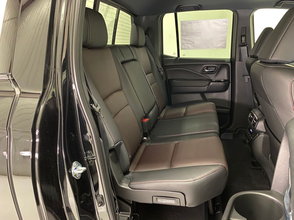 2026 Honda Ridgeline Black Edition CRYSTAL BLACK at Honda North