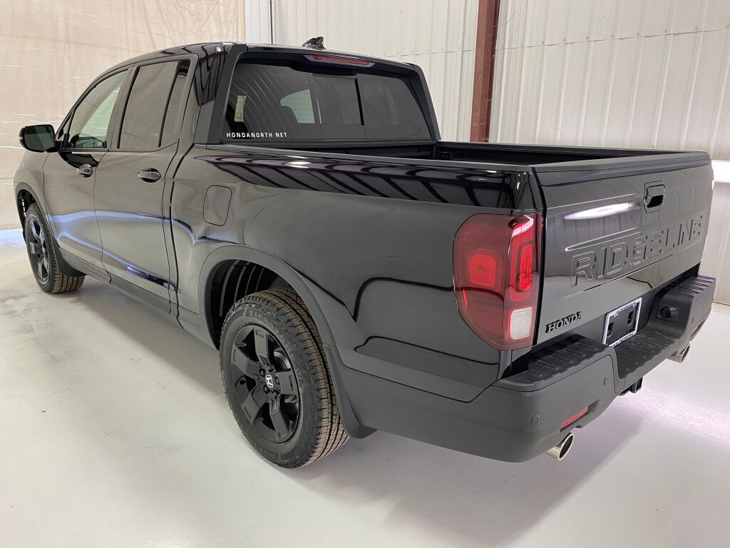 2026 Honda Ridgeline Black Edition CRYSTAL BLACK at Honda North