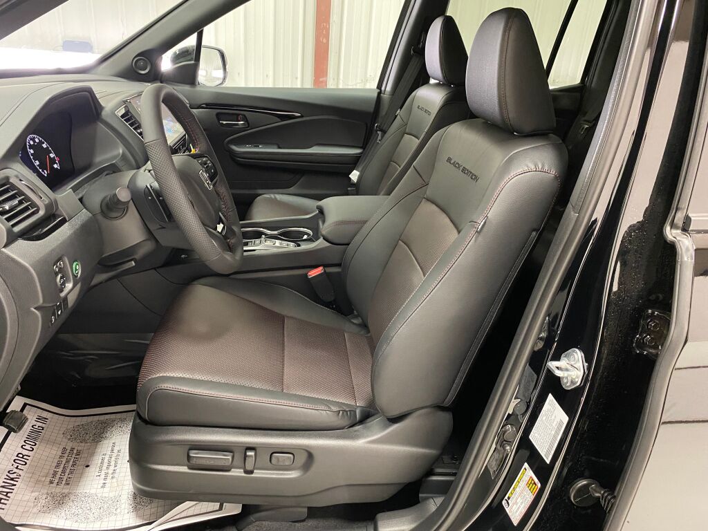 2026 Honda Ridgeline Black Edition CRYSTAL BLACK at Honda North