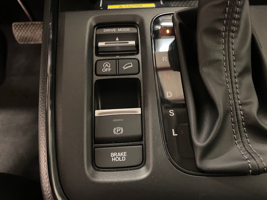 2025 Honda CR-V EX-L Platinum White Pearl at Rochrich Mazda