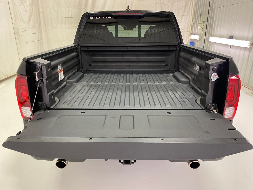 2023 Honda Ridgeline Black Edition Crystal Black Pearl at Auto Express Mitsubishi