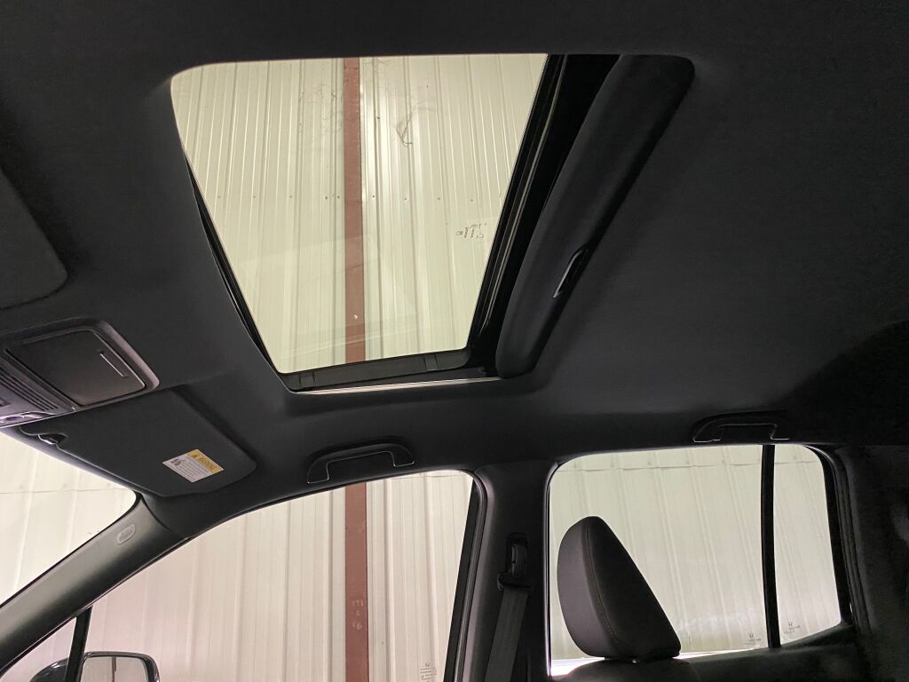 2023 Honda Ridgeline Black Edition Crystal Black Pearl at Auto Express Mitsubishi