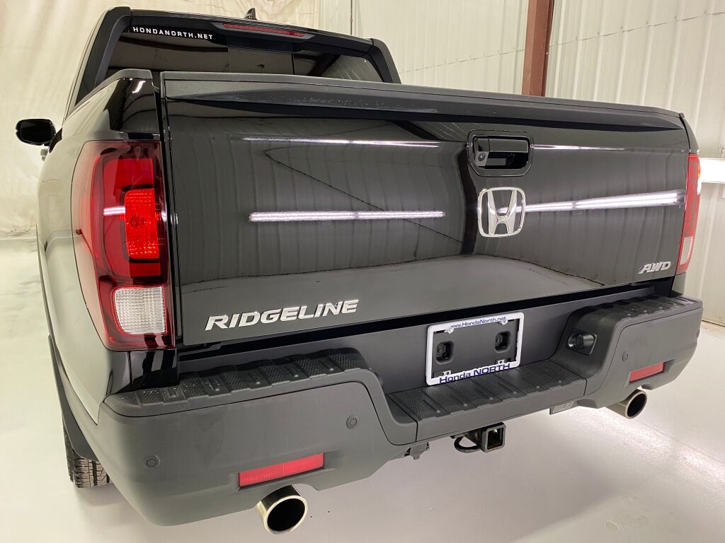 2023 Honda Ridgeline Black Edition Crystal Black Pearl at Auto Express Mitsubishi