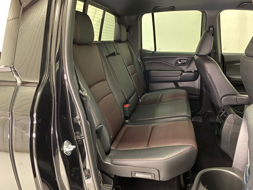 2023 Honda Ridgeline Black Edition Crystal Black Pearl at Auto Express Mitsubishi