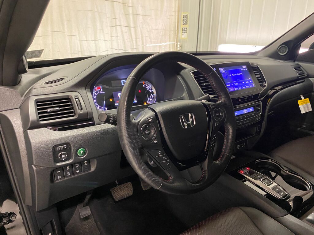 2023 Honda Ridgeline Black Edition Crystal Black Pearl at Auto Express Mitsubishi