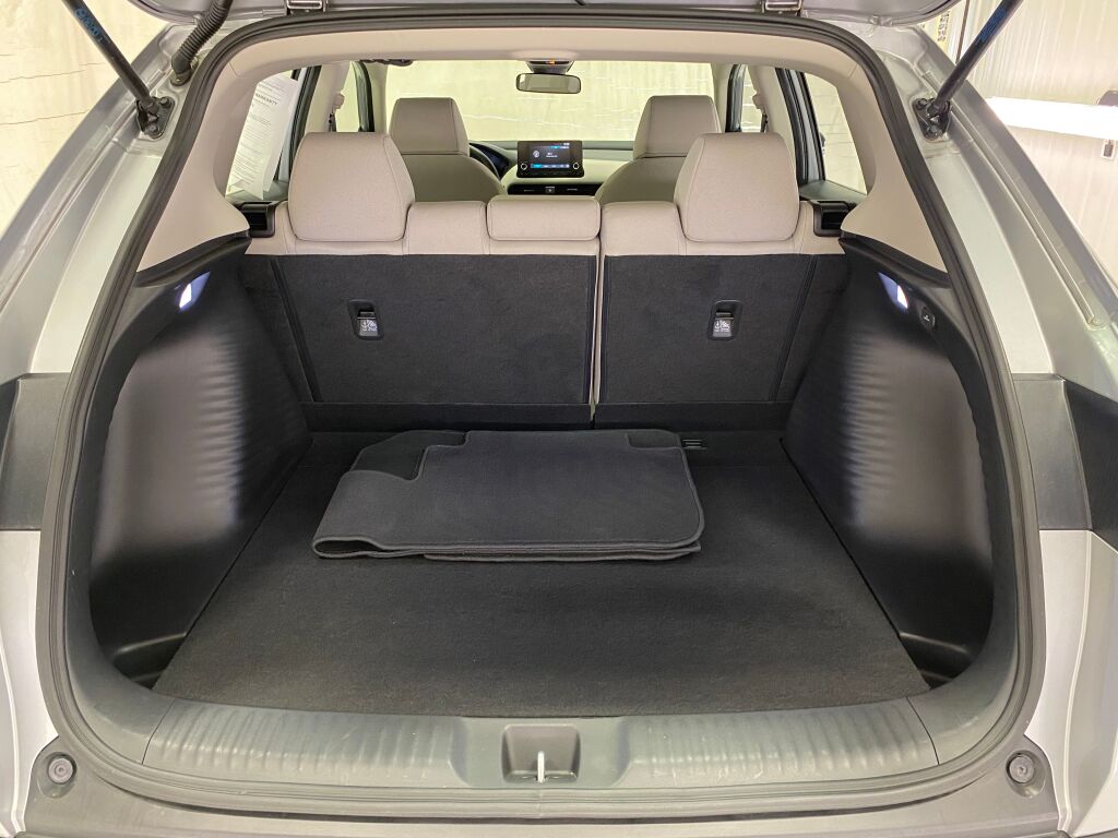 2024 Honda HR-V LX Lunar Silver Metallic at Honda North
