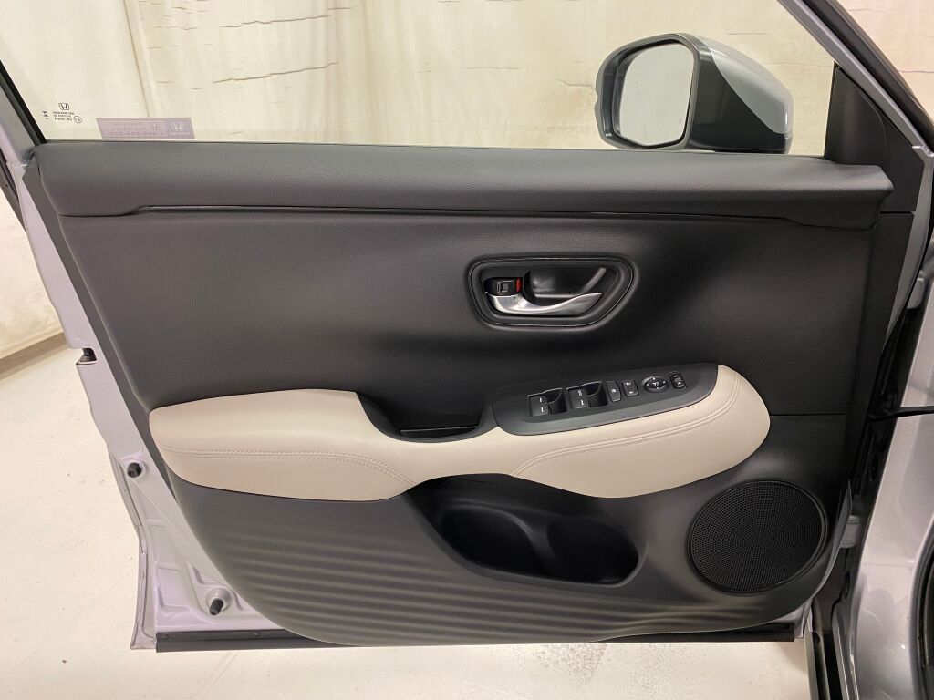 2024 Honda HR-V LX Lunar Silver Metallic at Honda North