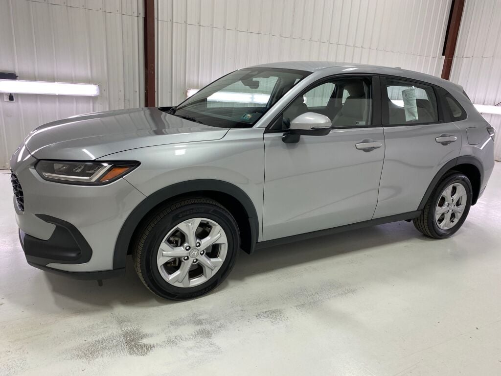 2024 Honda HR-V LX Lunar Silver Metallic at Honda North