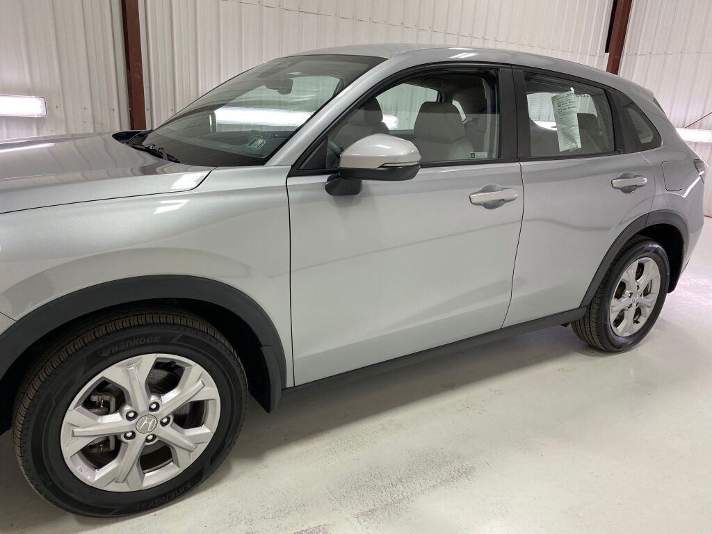 2024 Honda HR-V LX Lunar Silver Metallic at Honda North