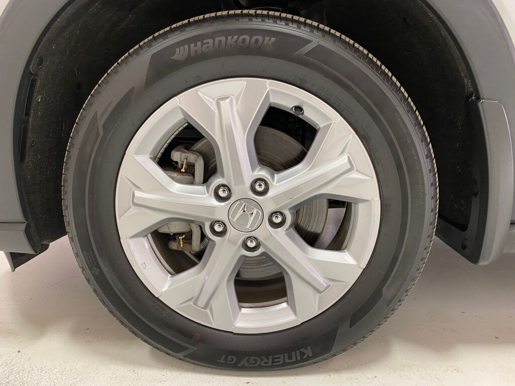 2024 Honda HR-V LX Lunar Silver Metallic at Honda North
