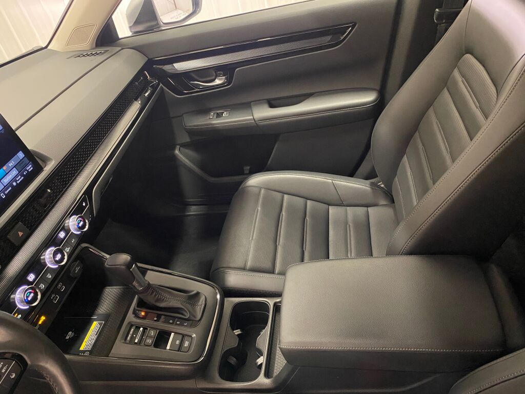 2023 Honda CR-V EX-L Lunar Silver Metallic at Honda North