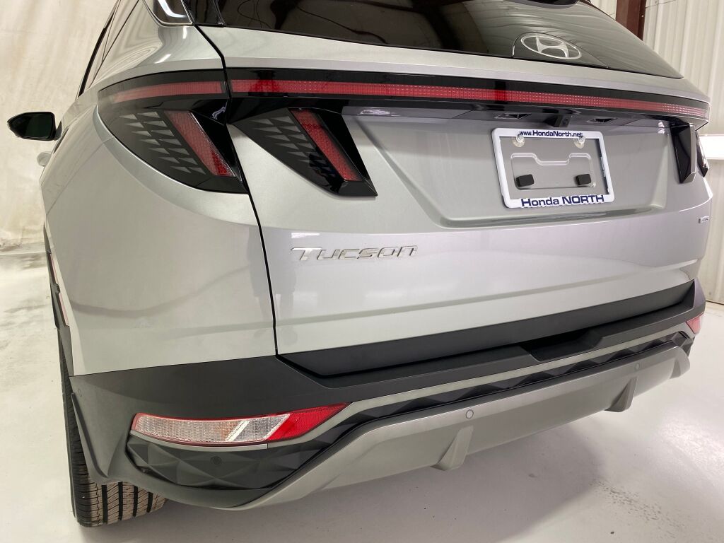 2024 Hyundai TUCSON Limited Shimmering Silver at Klick Lewis Buick Chevrolet