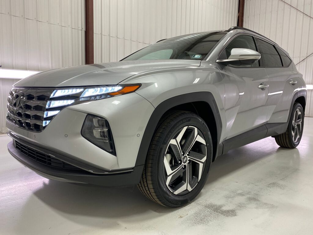 2024 Hyundai TUCSON Limited Shimmering Silver at Klick Lewis Buick Chevrolet
