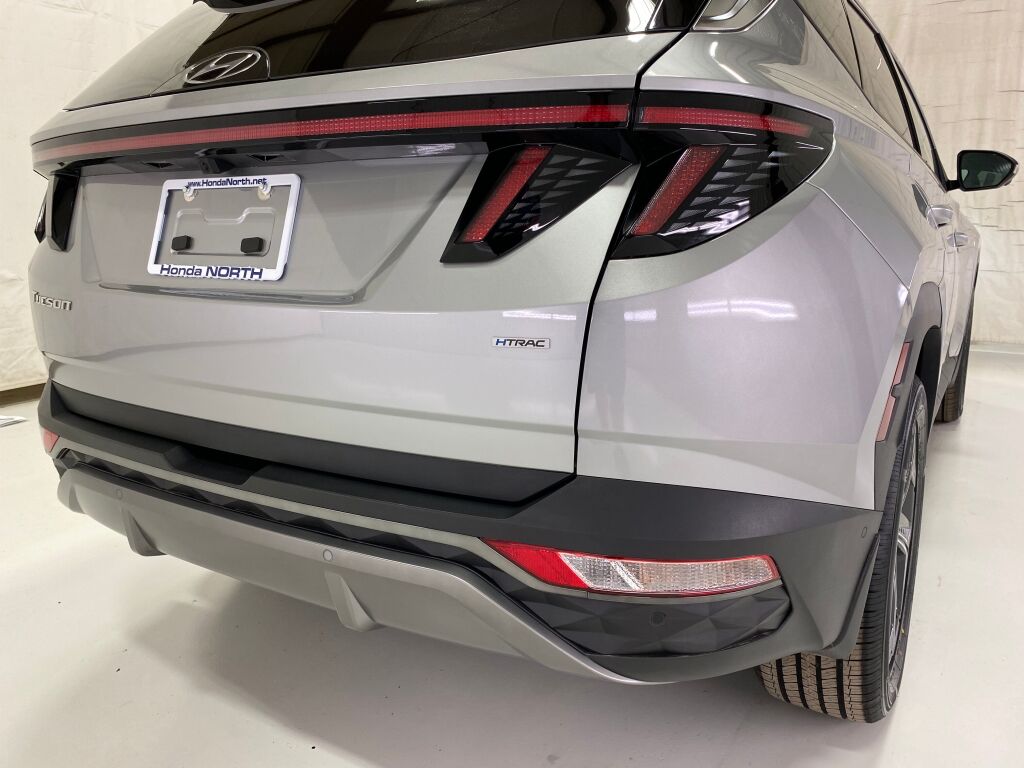 2024 Hyundai TUCSON Limited Shimmering Silver at Klick Lewis Buick Chevrolet