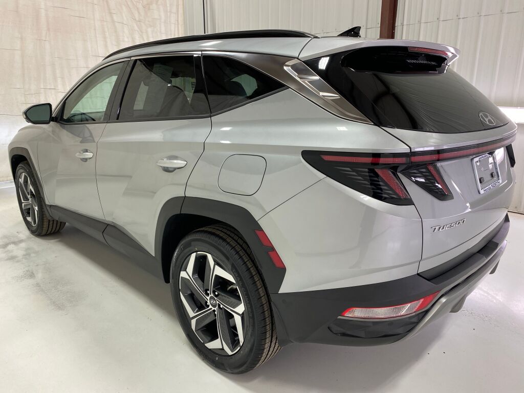 2024 Hyundai TUCSON Limited Shimmering Silver at Klick Lewis Buick Chevrolet