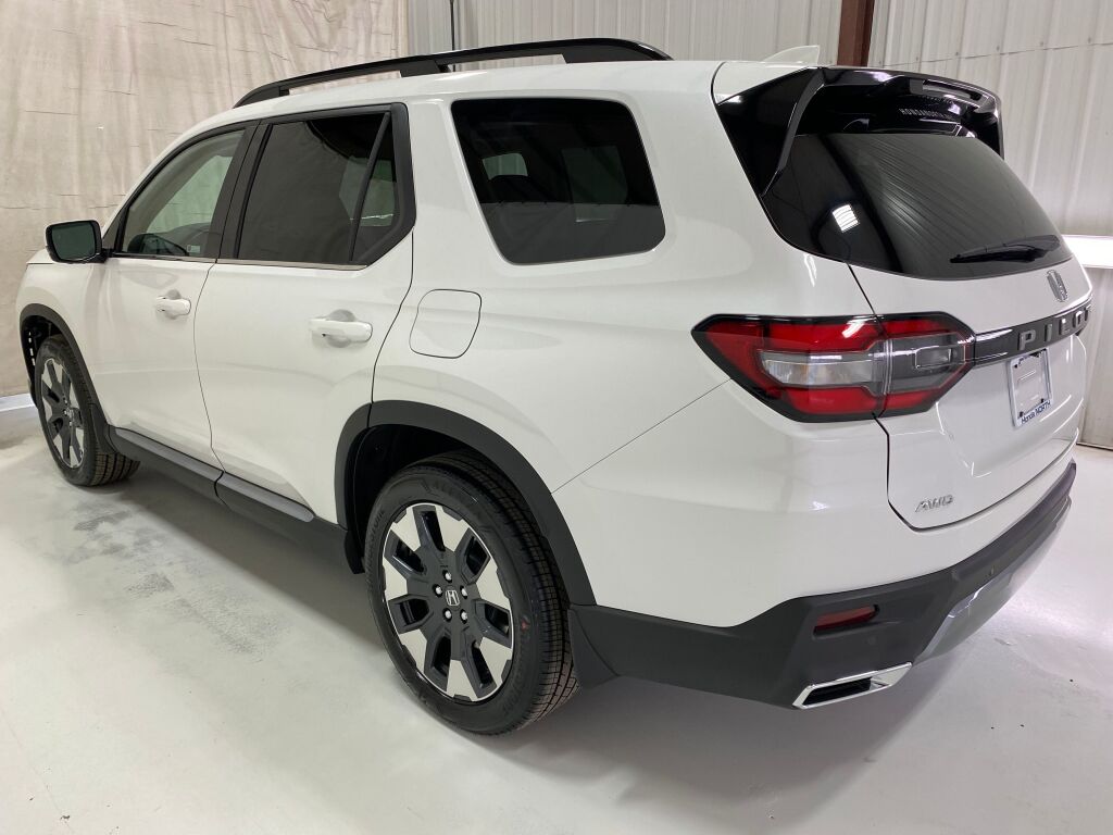 2026 Honda Pilot Touring - 4