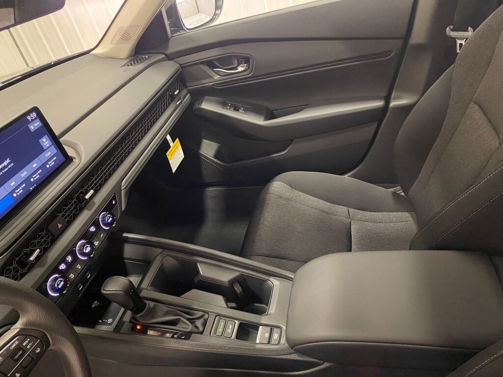 2026 HONDA Accord Sedan SE Canyon River Blue Metallic at Honda North