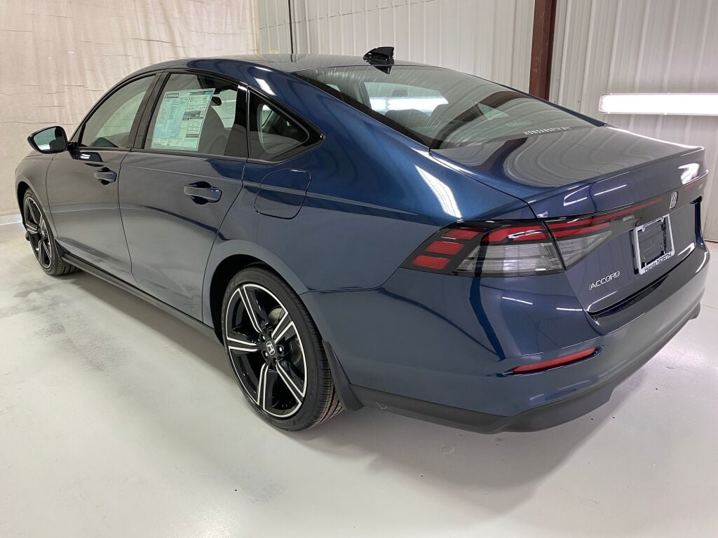 2026 HONDA Accord Sedan SE Canyon River Blue Metallic at Honda North