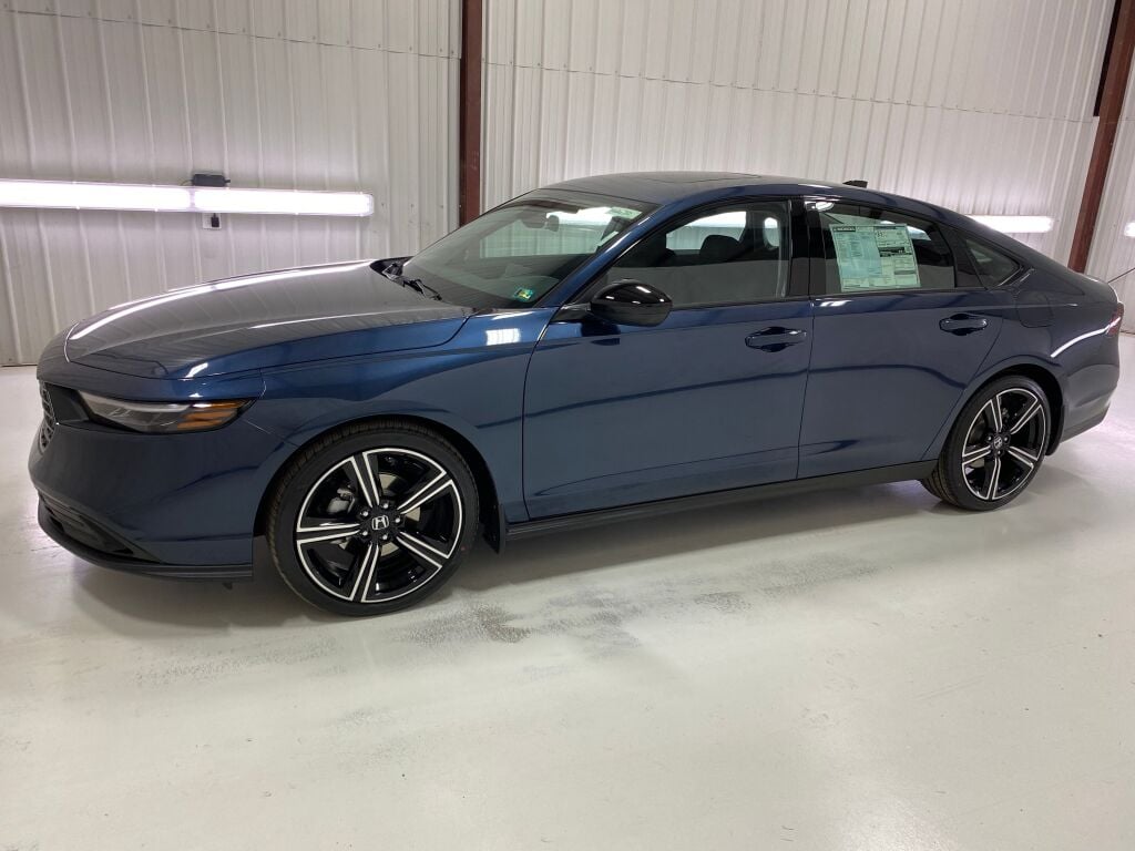 2026 HONDA Accord Sedan SE Canyon River Blue Metallic at Honda North