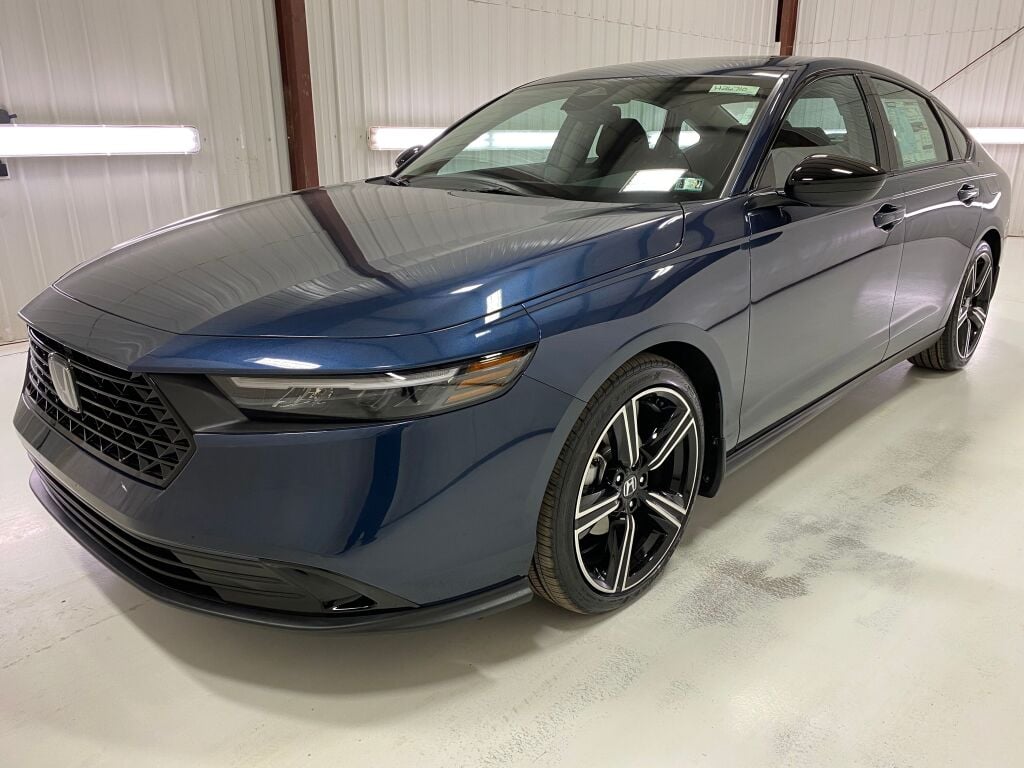 2026 HONDA Accord Sedan SE Canyon River Blue Metallic at Honda North
