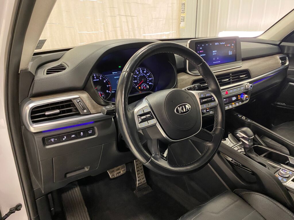 2021 Kia Telluride SX Glacial White Pearl at Phil Fitts Ford