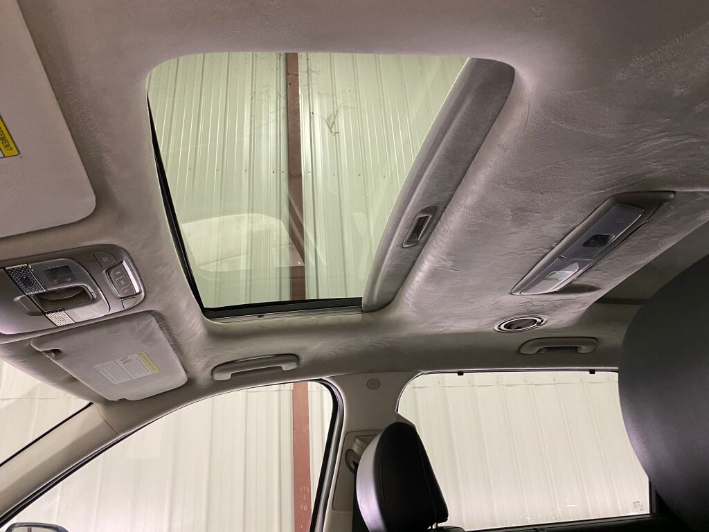 2021 Kia Telluride SX Glacial White Pearl at Phil Fitts Ford