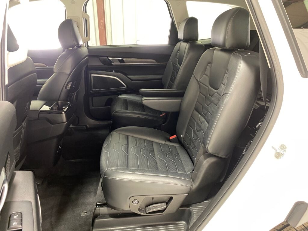 2021 Kia Telluride SX Glacial White Pearl at Phil Fitts Ford