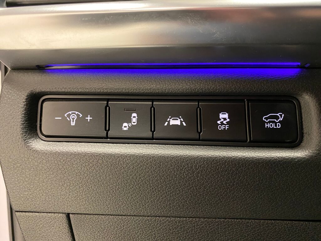 2021 Kia Telluride SX Glacial White Pearl at Phil Fitts Ford