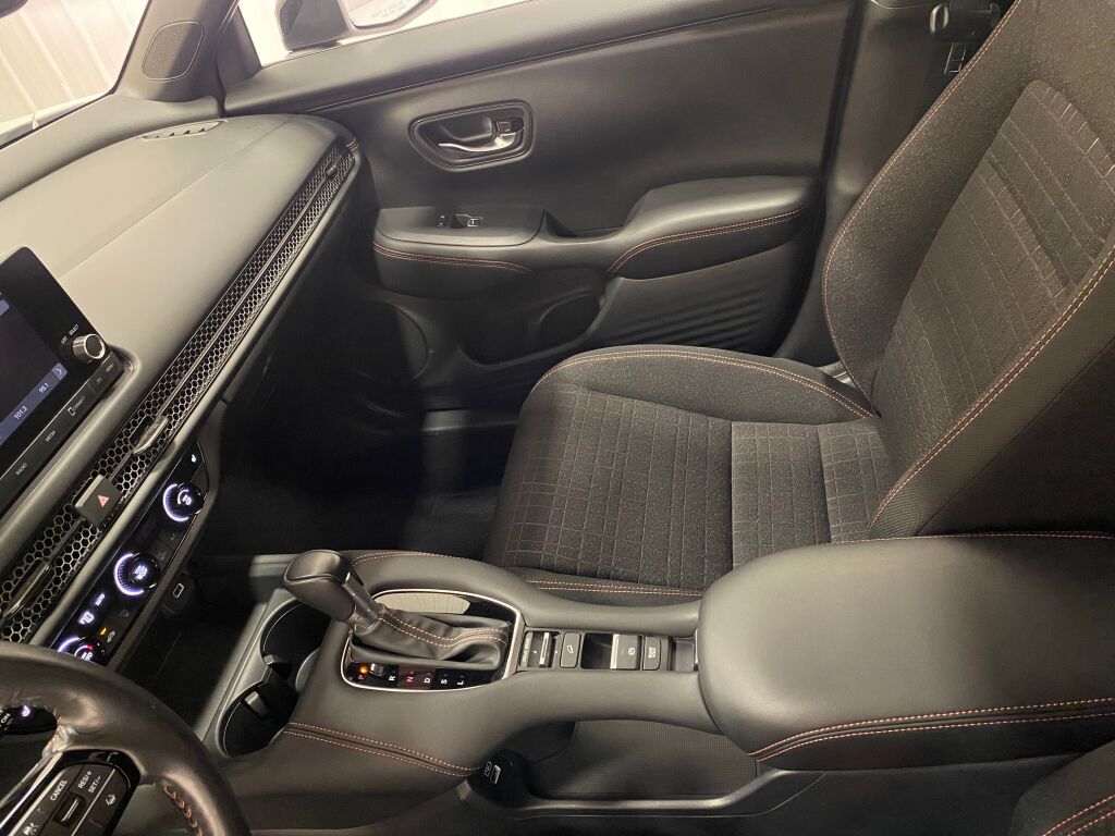 2023 Honda HR-V Sport Platinum White Pearl at Honda North