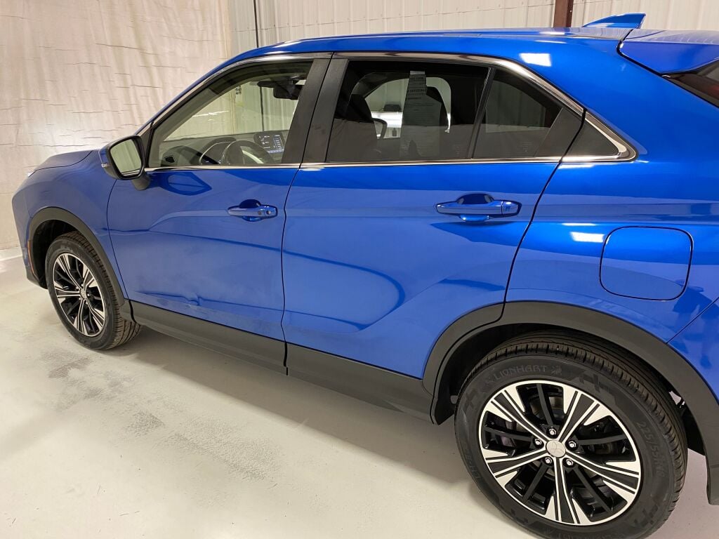 2022 Mitsubishi Eclipse Cross SE Octane Blue Metallic at Auto Express Mitsubishi
