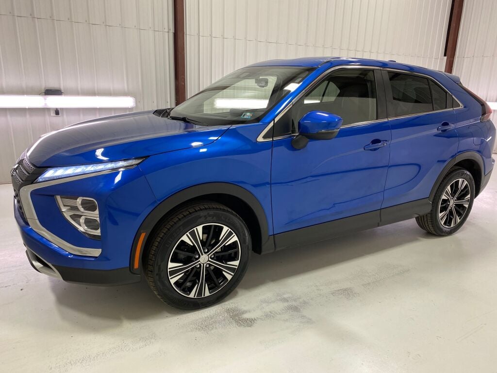 2022 Mitsubishi Eclipse Cross SE Octane Blue Metallic at Auto Express Mitsubishi