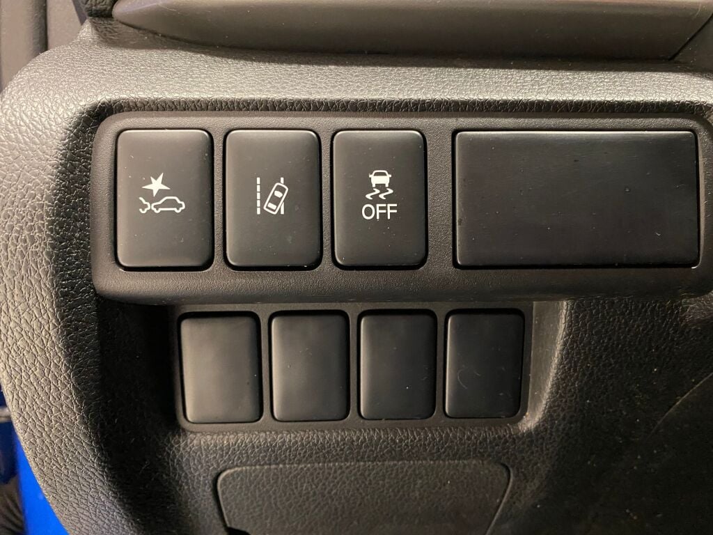 2022 Mitsubishi Eclipse Cross SE Octane Blue Metallic at Auto Express Mitsubishi