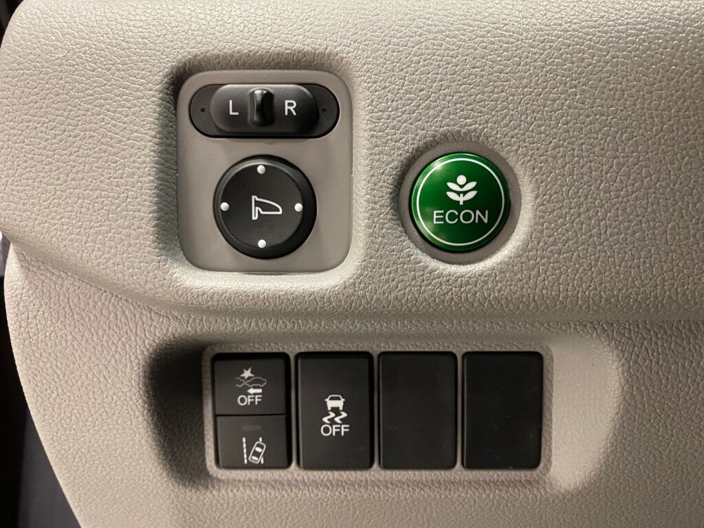 2021 Honda Pilot EX Modern Steel Metallic at Rafferty Subaru