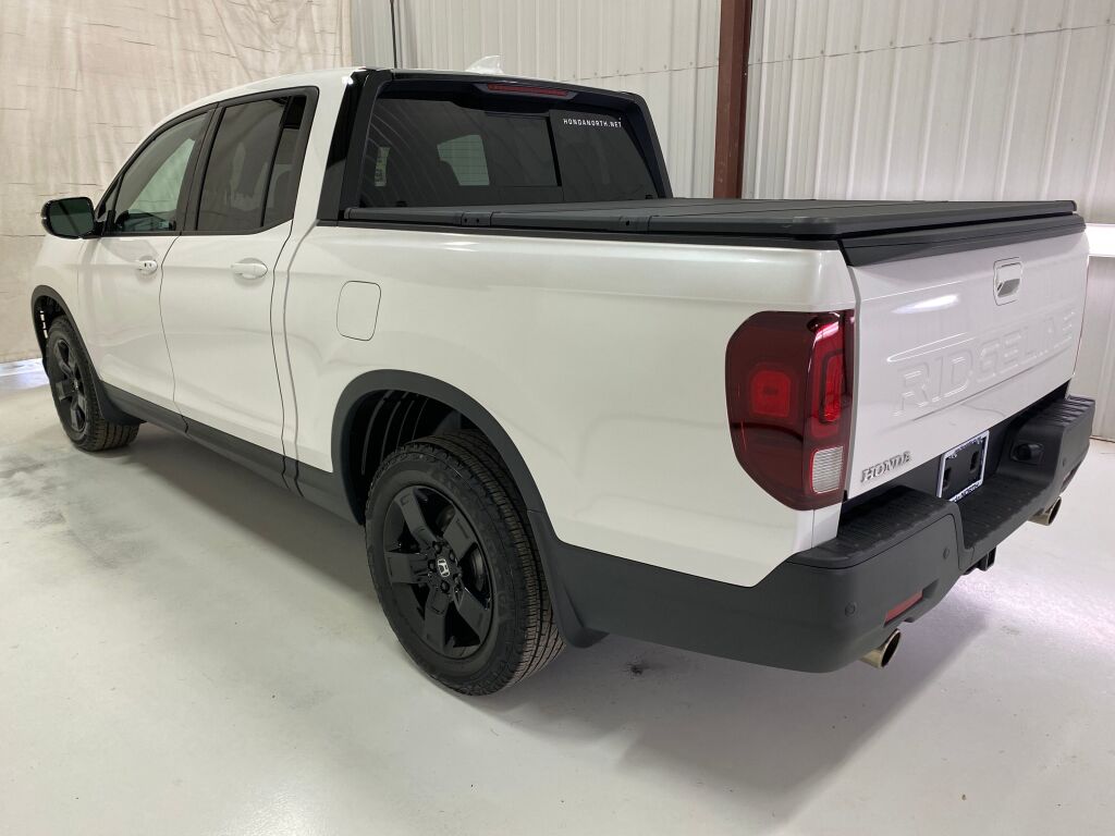 2025 Honda Ridgeline Black Edition - 5