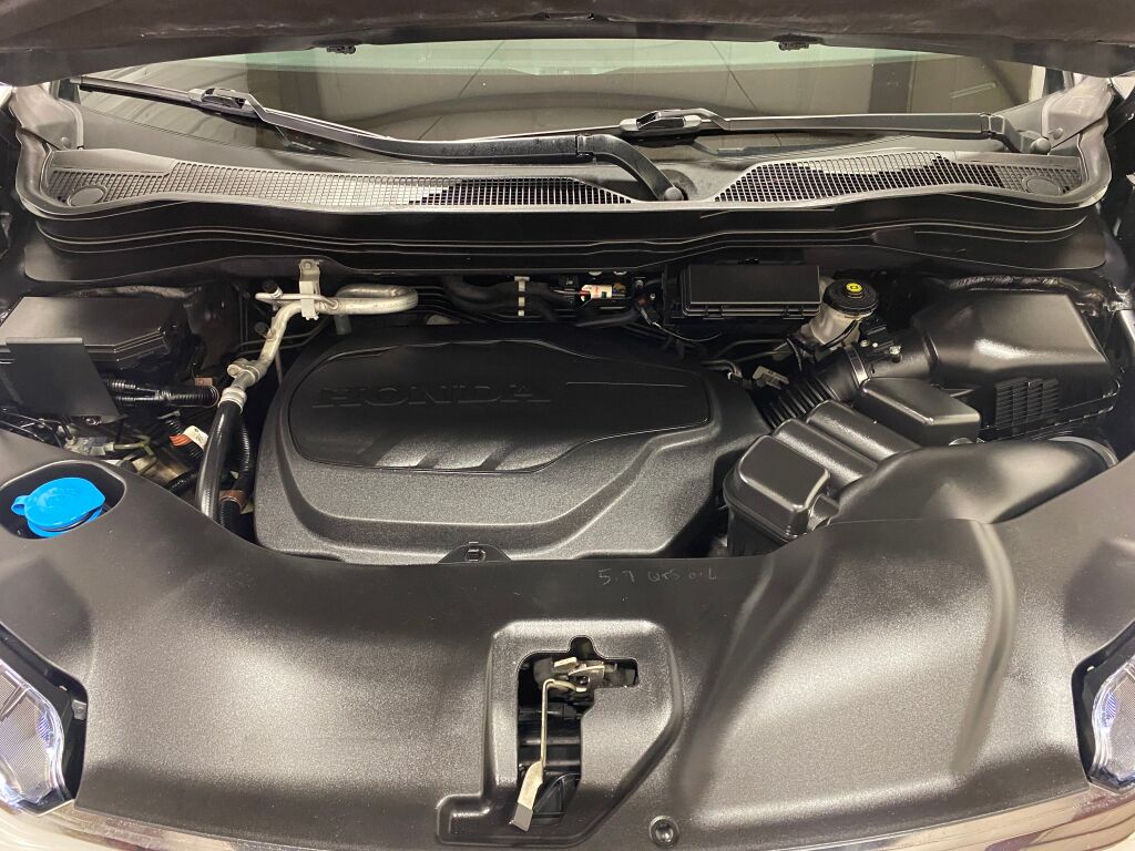 2021 Honda Pilot EX Modern Steel Metallic at Rafferty Subaru