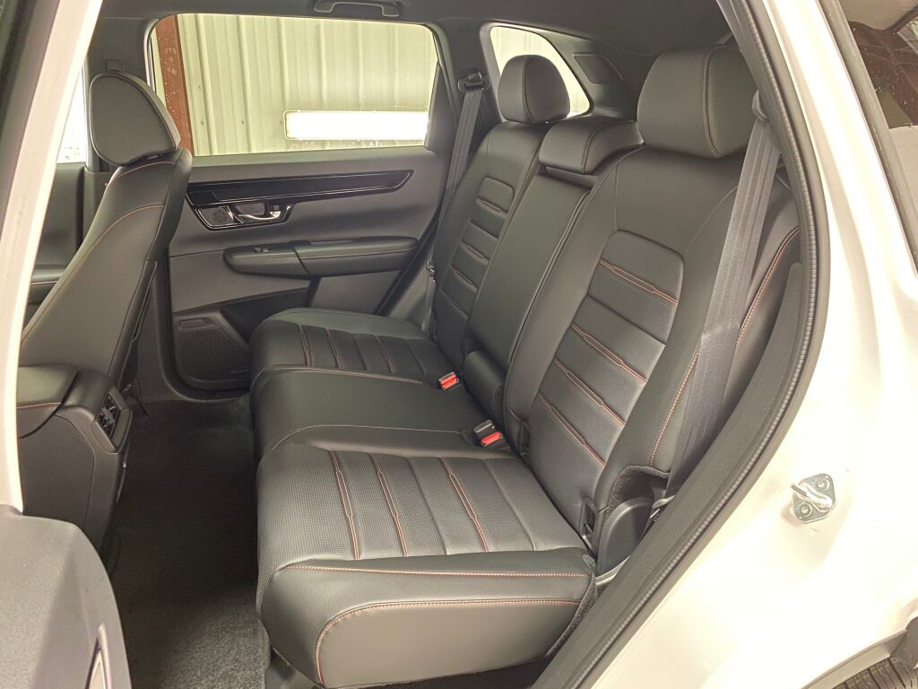 2026 Honda CR-V Hybrid Sport Touring - 11