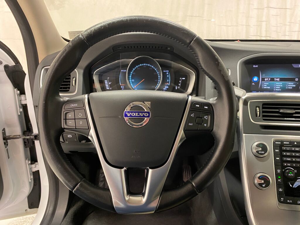 2017 Volvo S60 Inscription T5 Crystal White Pearl at Bob Ruth Ford