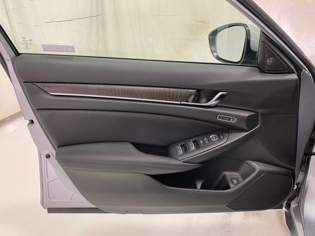 2020 Honda Accord EX-L Lunar Silver Metallic at Klick Lewis Buick Chevrolet
