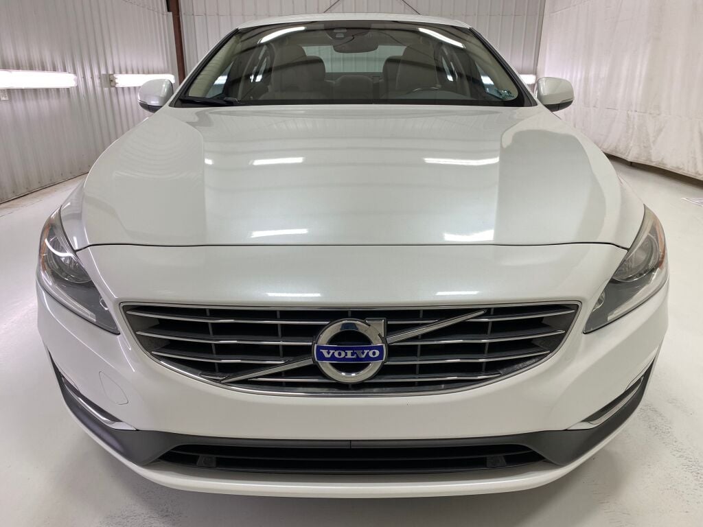 2017 Volvo S60 Inscription T5 Crystal White Pearl at Bob Ruth Ford