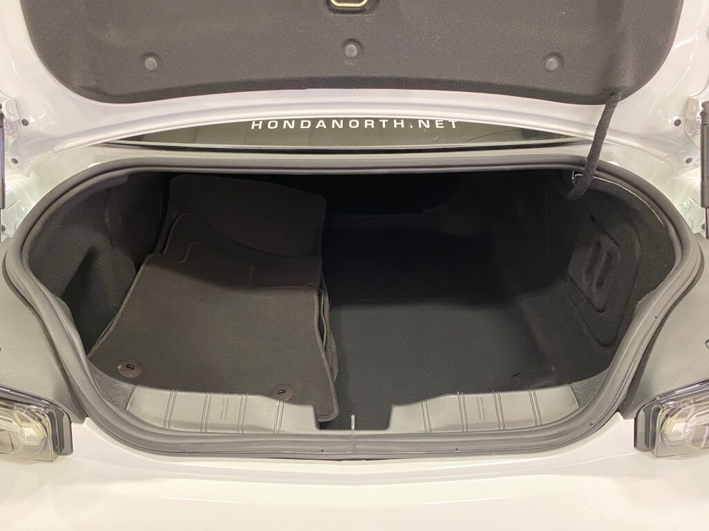 2021 Chevrolet Camaro SS w/ SS 1LE TRACK PERFORMANCE PKG. Summit White at Bob Ruth Ford