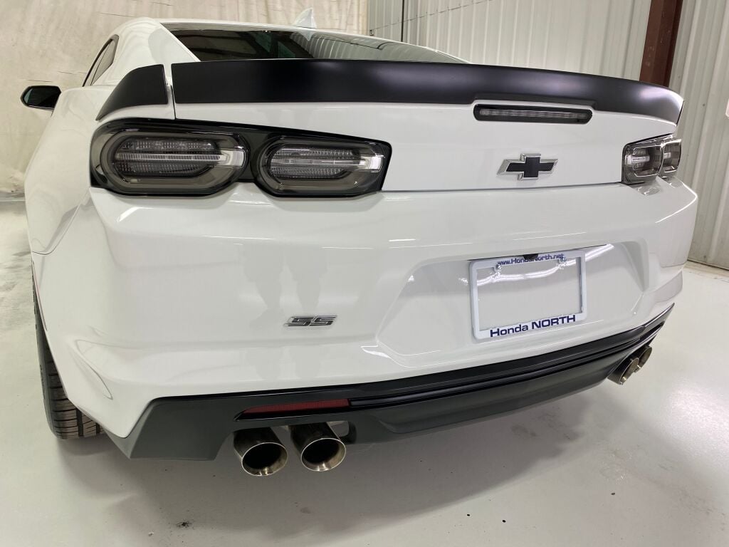 2021 Chevrolet Camaro SS w/ SS 1LE TRACK PERFORMANCE PKG. Summit White at Bob Ruth Ford