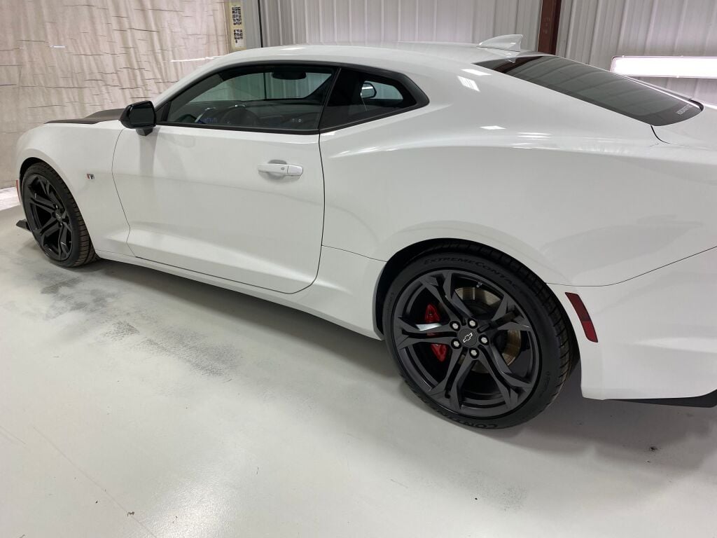 2021 Chevrolet Camaro SS w/ SS 1LE TRACK PERFORMANCE PKG. Summit White at Bob Ruth Ford