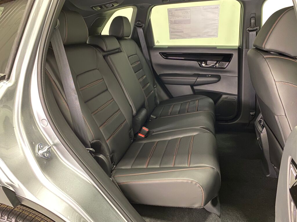 2026 Honda CR-V Hybrid Sport Touring - 8