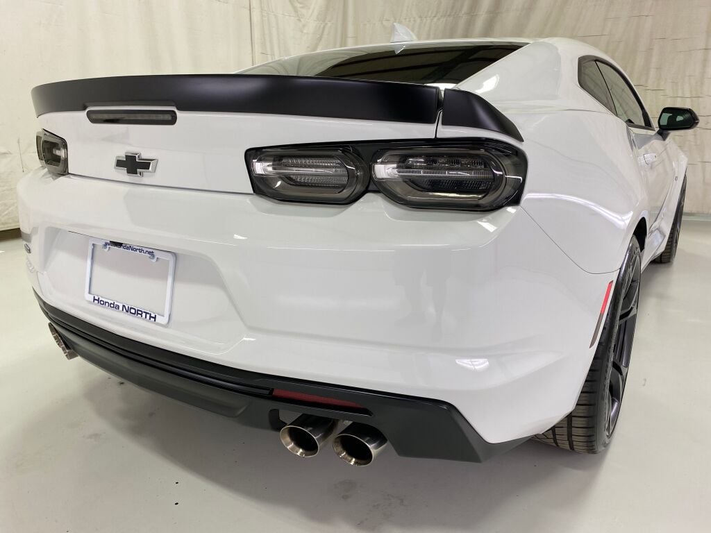 2021 Chevrolet Camaro SS w/ SS 1LE TRACK PERFORMANCE PKG. Summit White at Bob Ruth Ford
