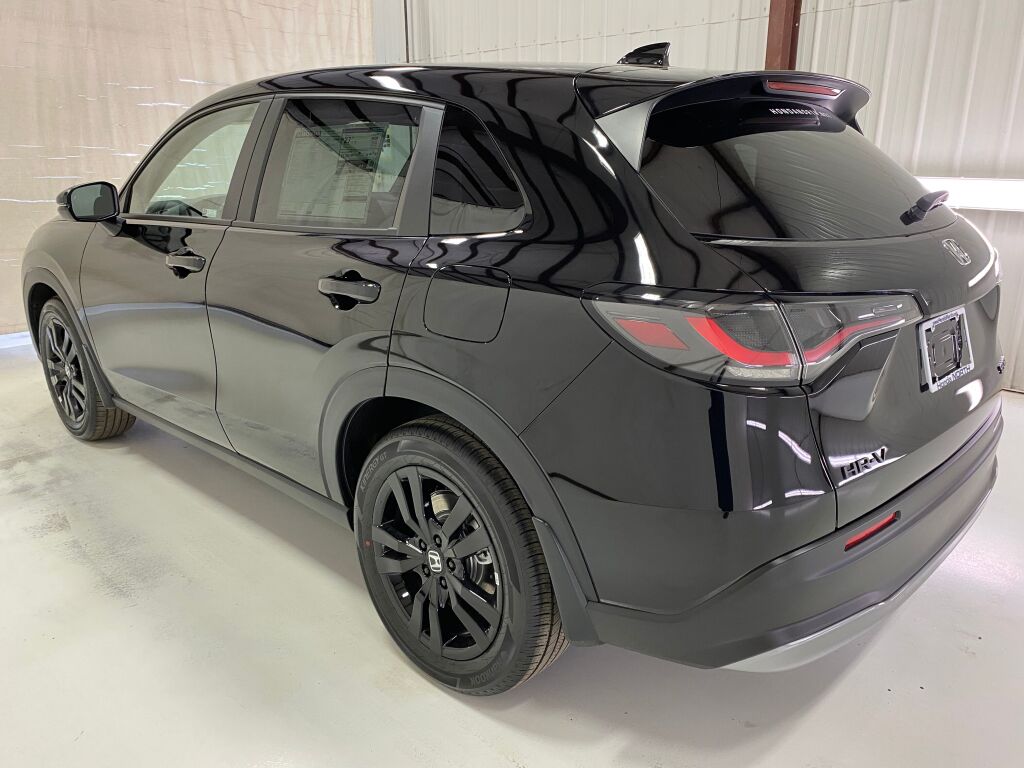 2027 Honda HR-V Sport - 3
