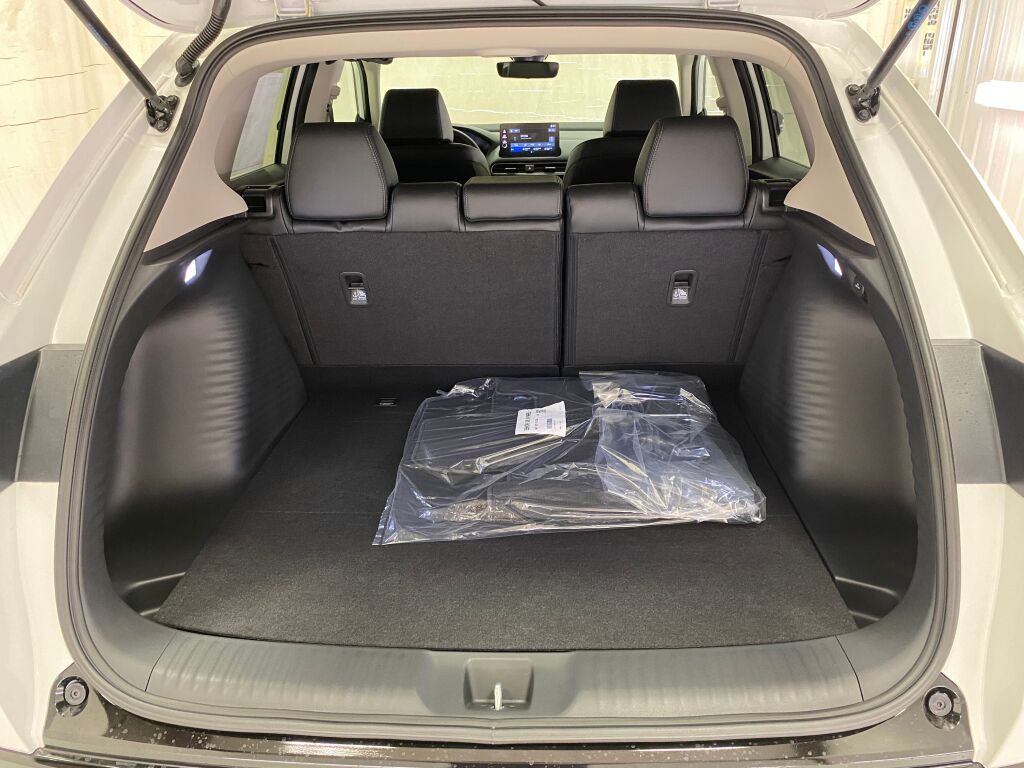2027 Honda HR-V EX-L - 8