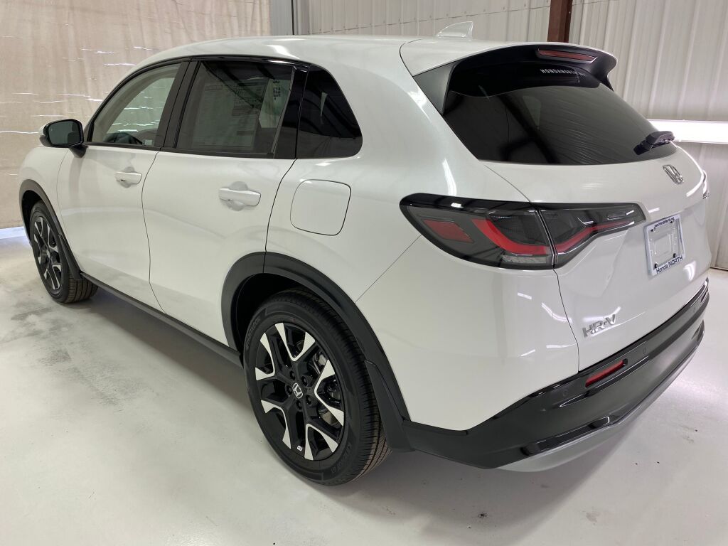 2027 Honda HR-V EX-L - 3